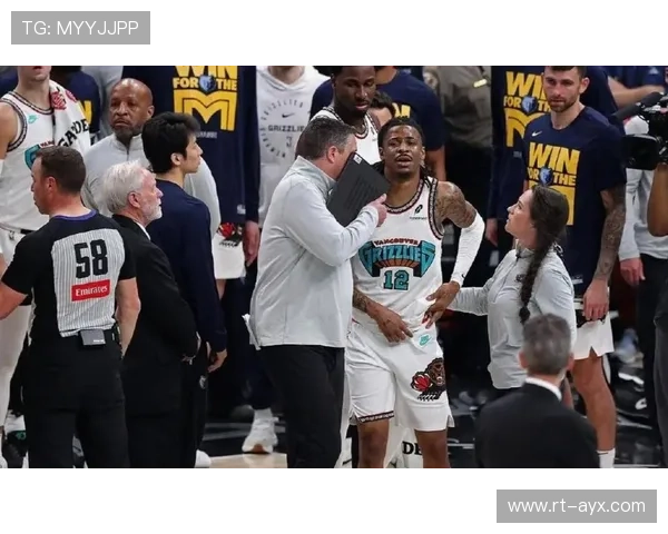 莫兰特脚踝伤势好转,灰熊主帅确认其下场比赛回归 莫兰特脚踝伤势好转,灰熊主帅确认其下场比赛回归